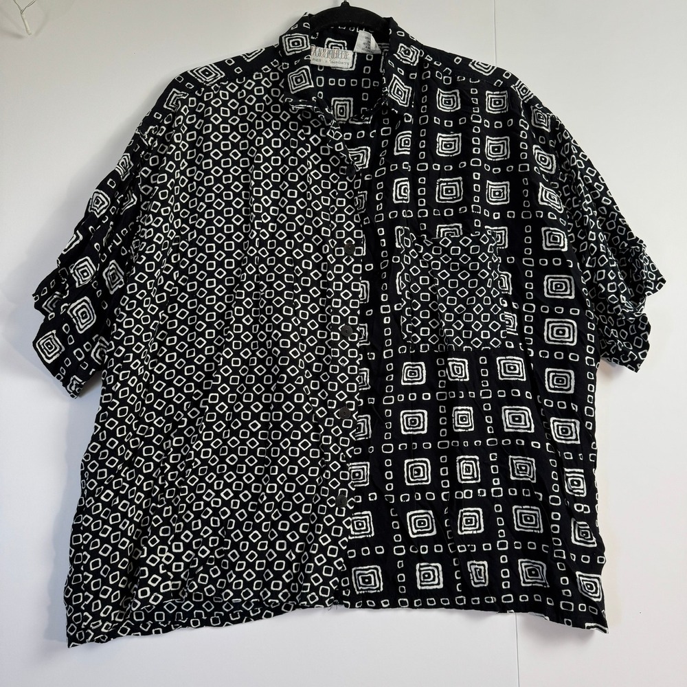 Y2K Passports Pier 1 Imports Black White Geometric Rayon Button Up Shirt S
